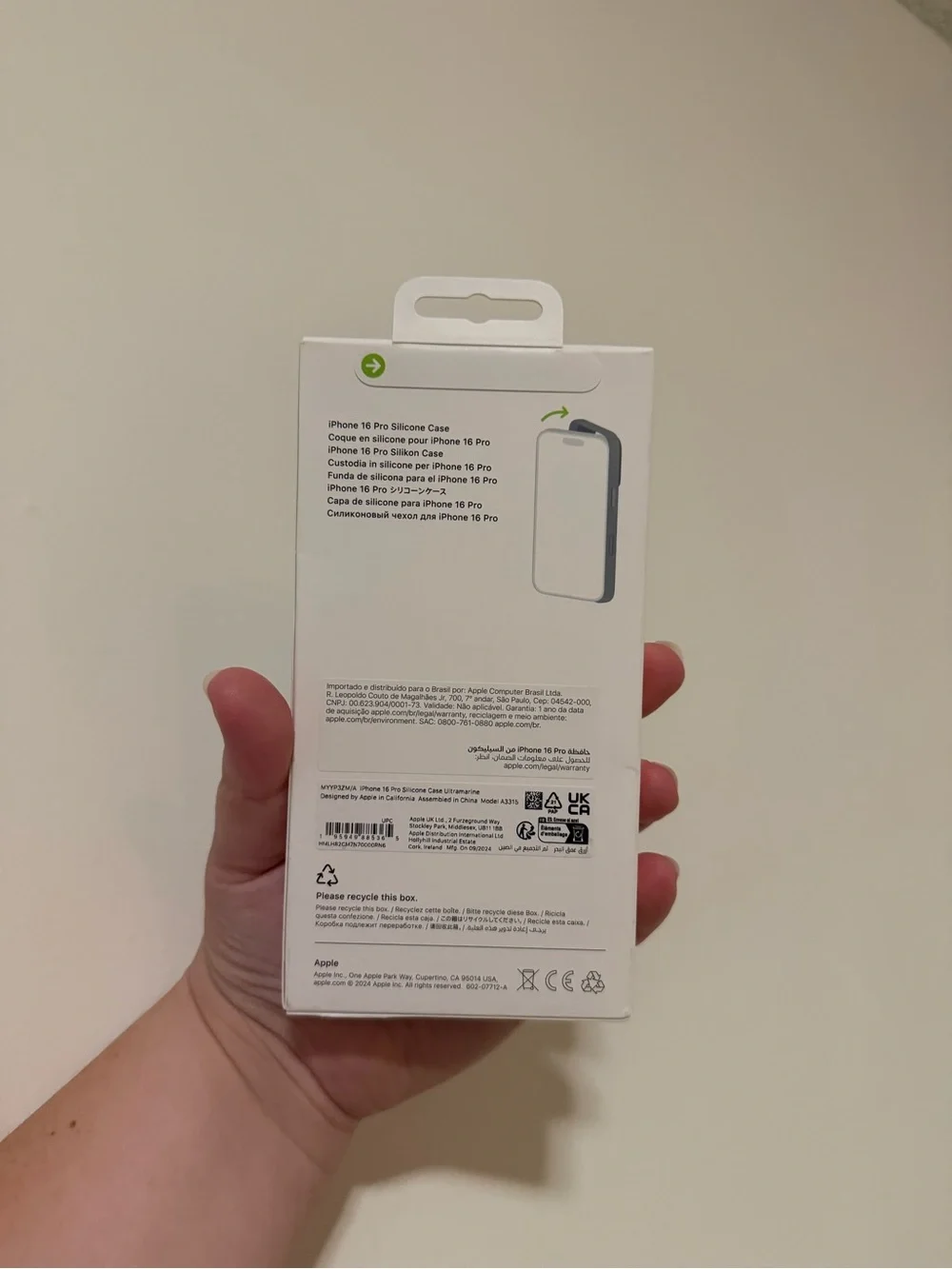 Apple iPhone 16 Pro Silicone Case with MagSafe NWT